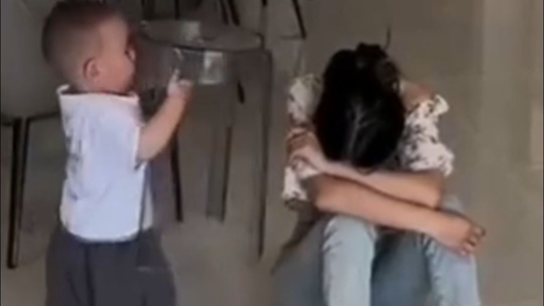 人大代表建议生育假夫妻各休一半，男性分担育儿责任 减少女性就业歧视