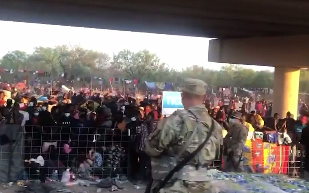 非法移民人数超1万人，多为海地人，美军：后勤方面简直是一场噩梦