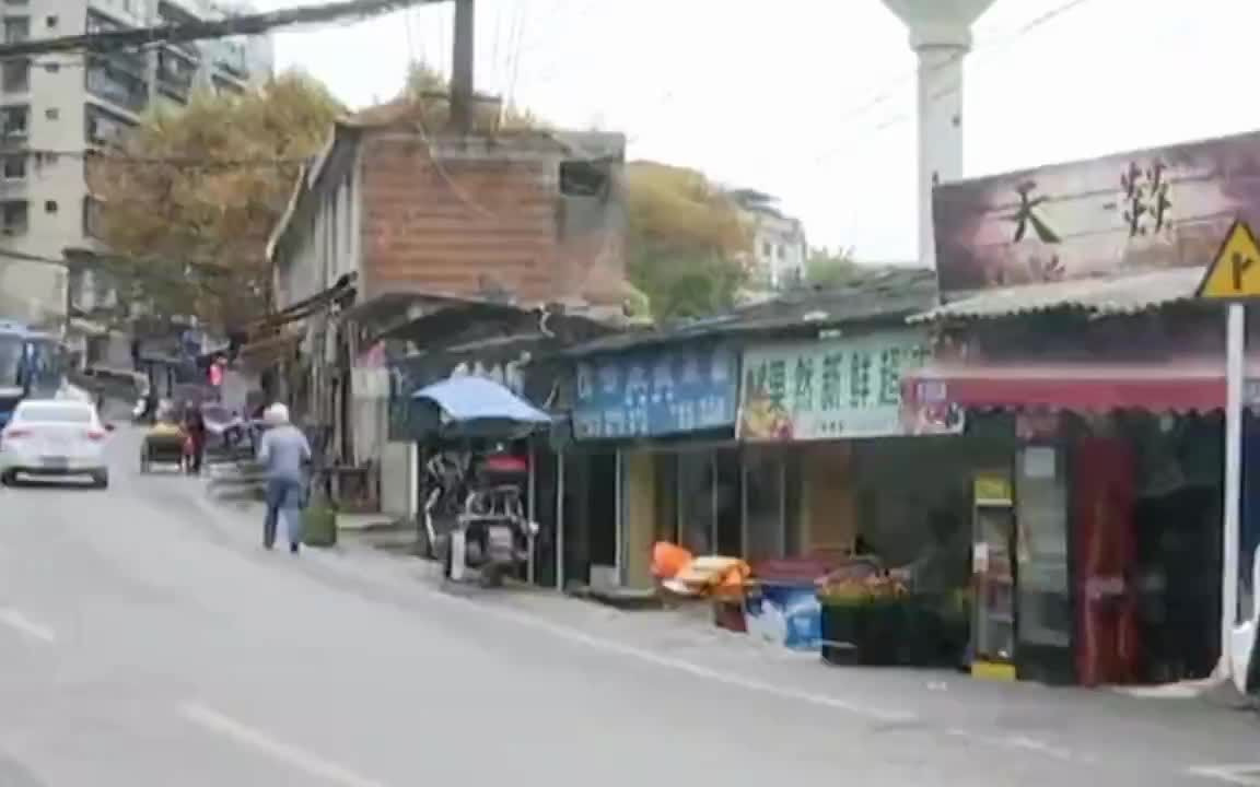没钱花？自己印！男子网购原材料偷偷在家做假钞 专印5元、20元...