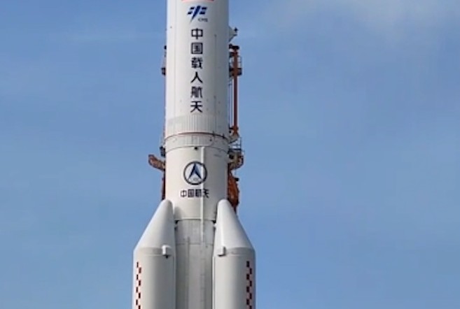器箭组合体完成转运，问天实验舱近日择机发射