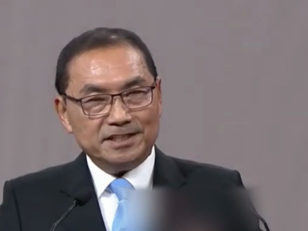 侯友宜正面硬刚，要赖清德回应：是否愿意公开放弃“台独”主张？