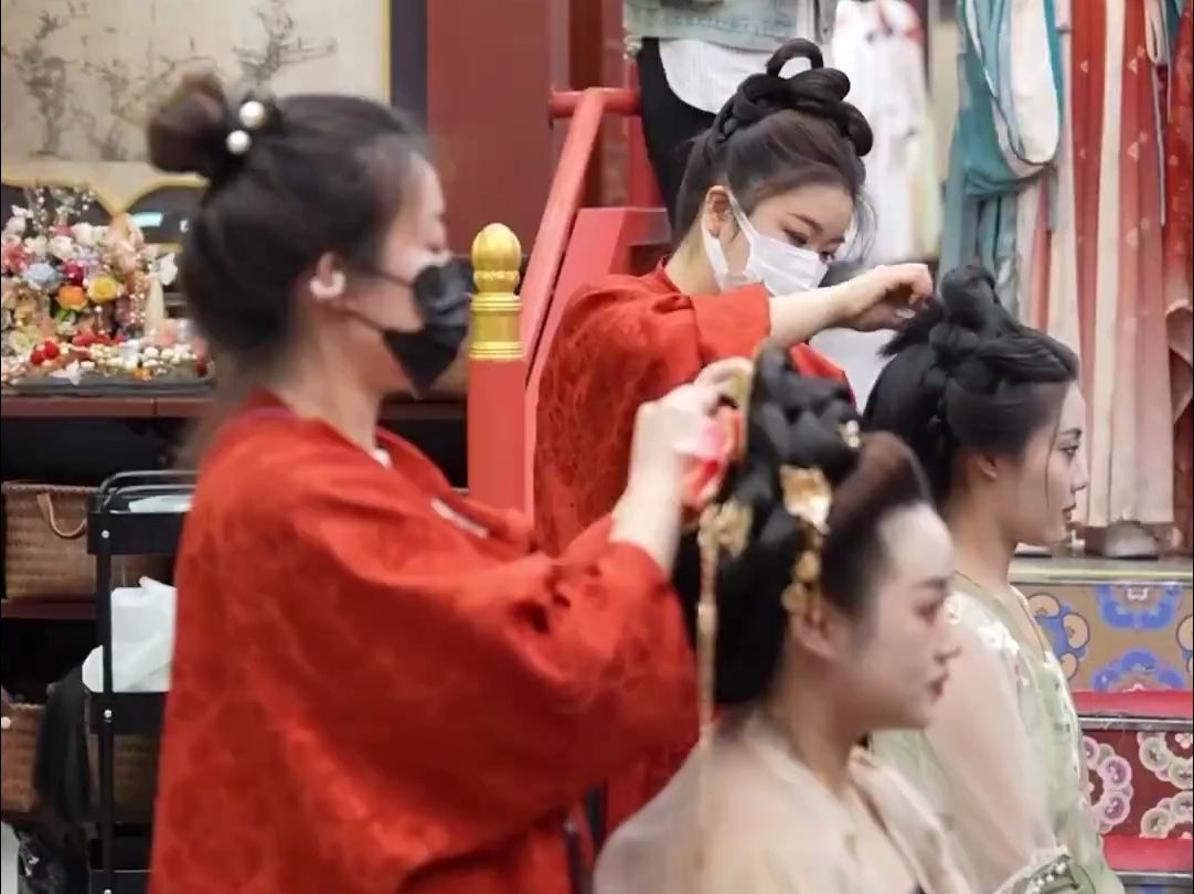 汉服妆造师：西安三步一个公主五步一个贵妃