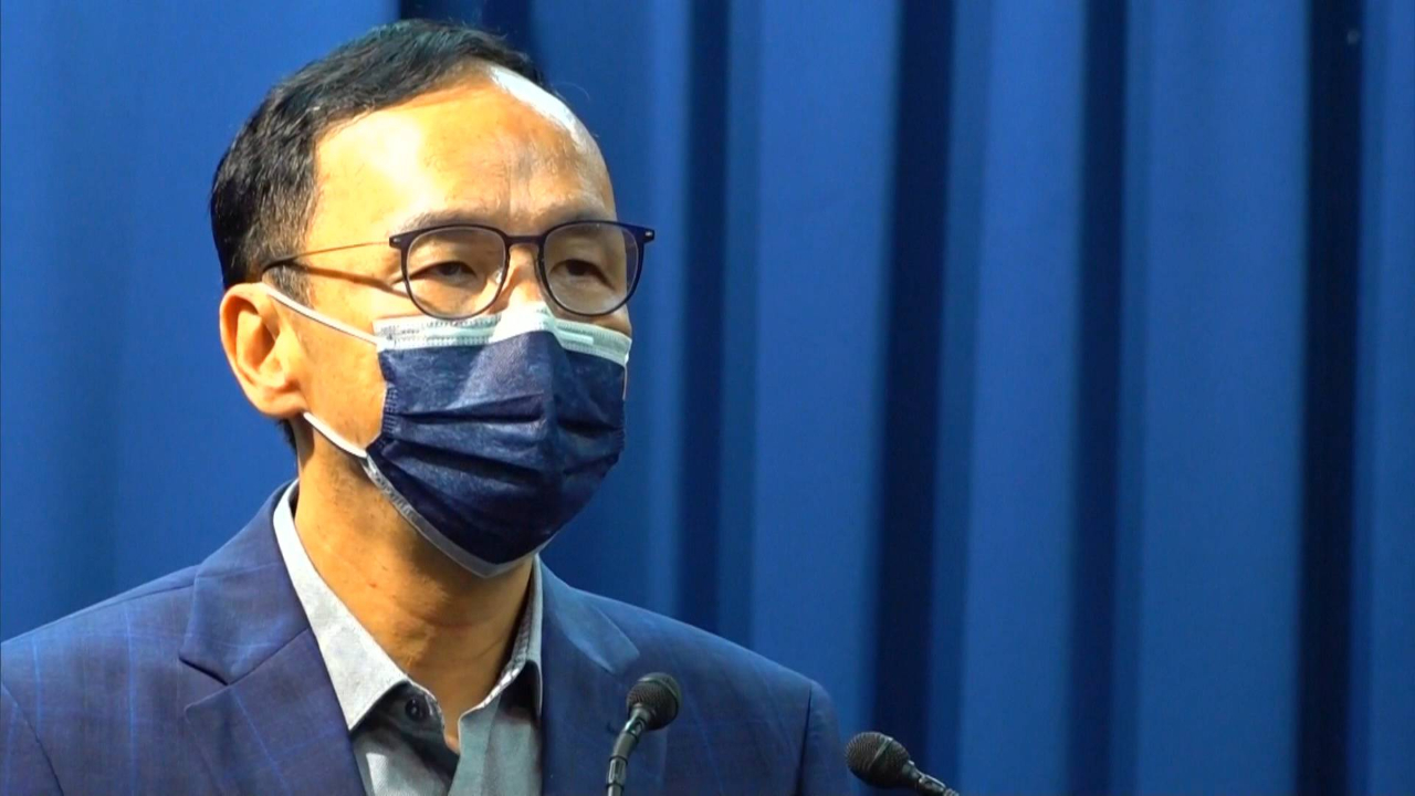朱立伦“公投”宣讲火力全开痛骂民进党，傅崐萁重回国民党增战力