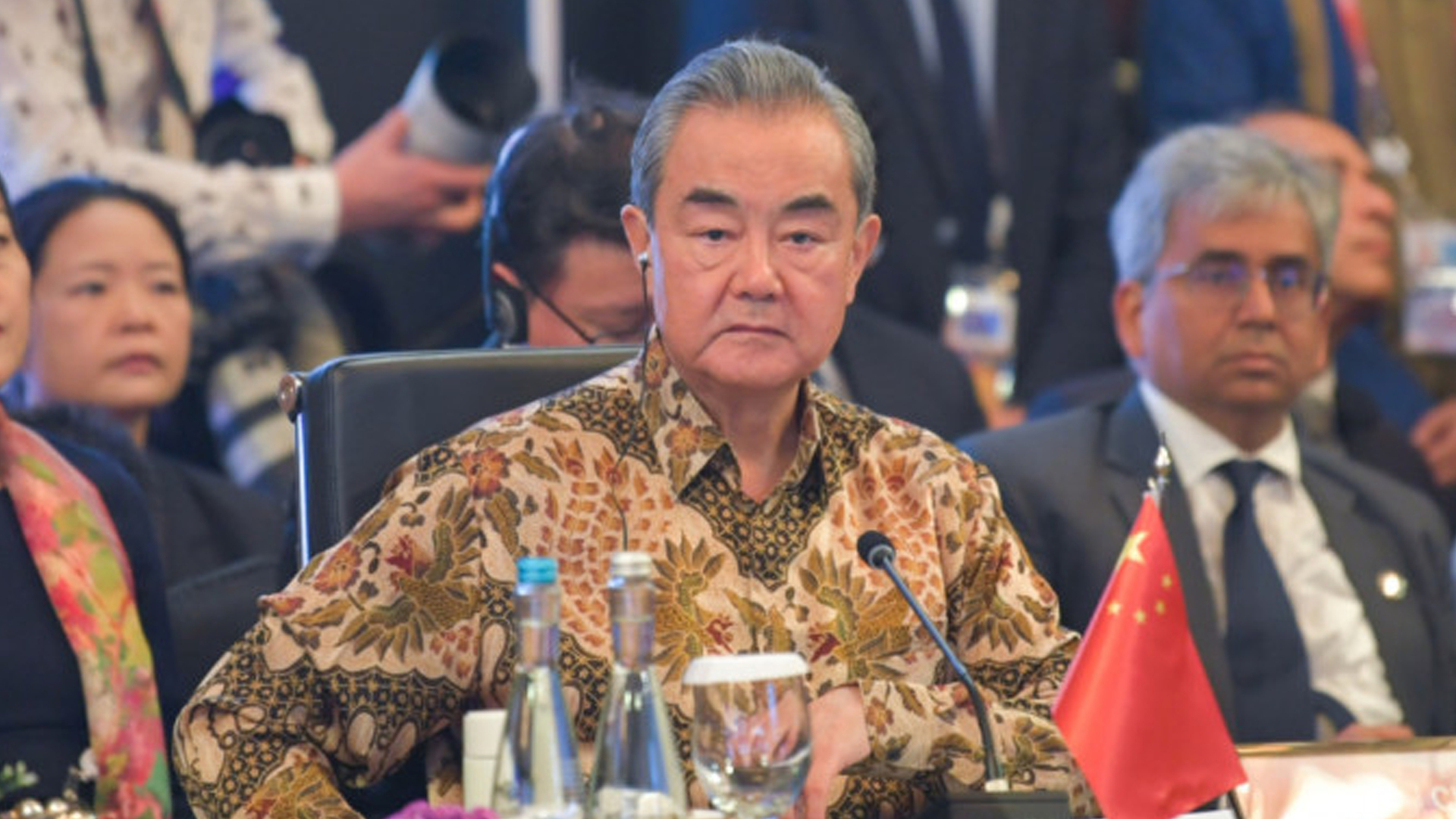 多国外长齐聚第13届东亚峰会外长会，王毅在会上有何重要发言？