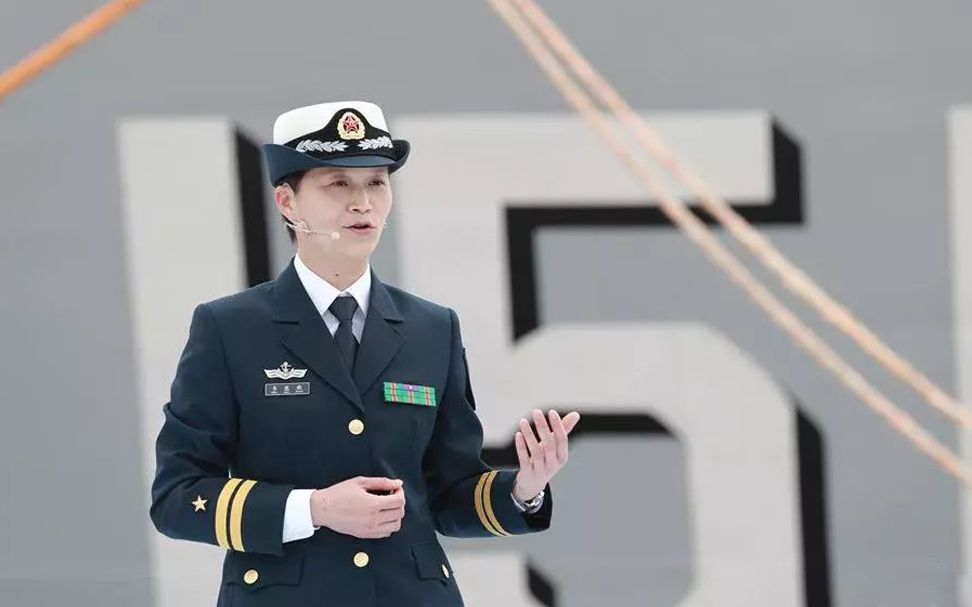 中国第一位女实习舰长韦慧晓的“霸屏”金句！