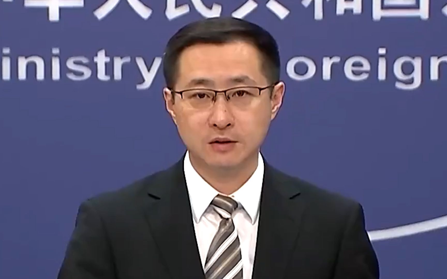 外交部：中方决定扩大免签国家范围 对葡萄牙等4国试行免签政策