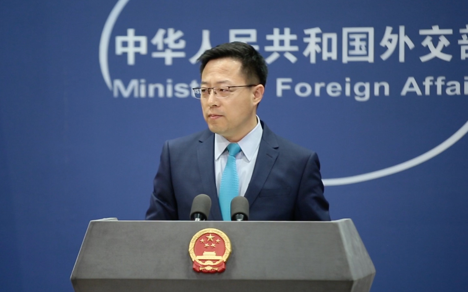 赵立坚驳斥西方借涉疆问题指责中国：“种族灭绝”的帽子，还是留着他们自己戴吧