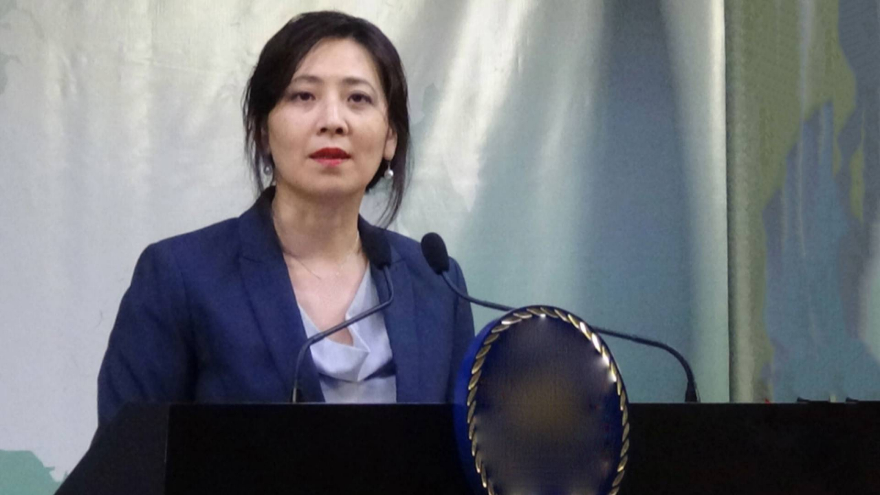 民进党当局对美国再提“友台法案”赶忙致谢，遭批：卑躬屈膝