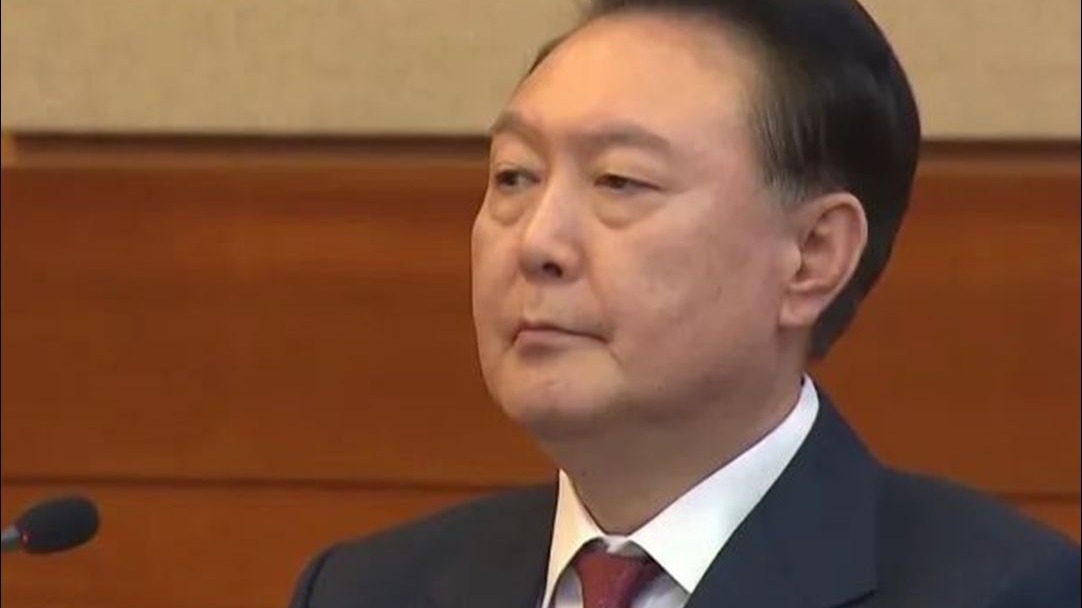 尹锡悦弹劾案即将宣判：8名法官6票决定尹锡悦命运，直击各法官走入宪法法院