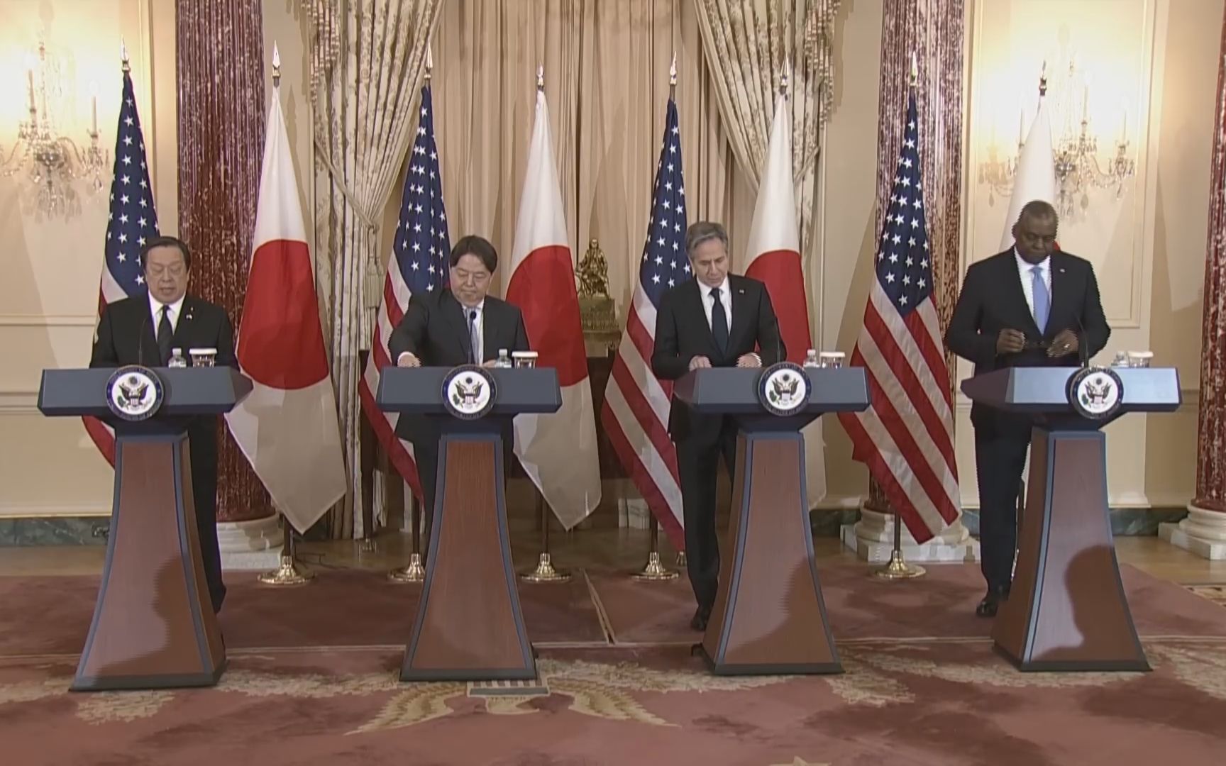 美日“2+2”会谈 公然称中国为地区“最大挑战”