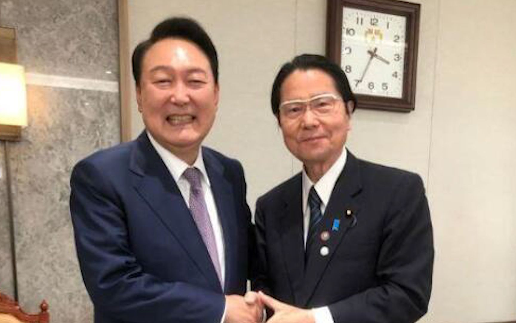 日政客称“日本曾殖民韩国，是其大哥” 外交部：震惊！令人不齿