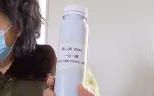 山东栖霞向被困矿工投放腊八粥：“大家都在等你们！加油加油！”