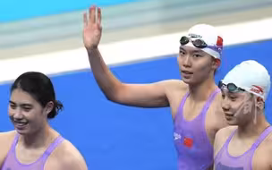 游泳第7金！中国队夺得女子4×100米自由泳接力冠军