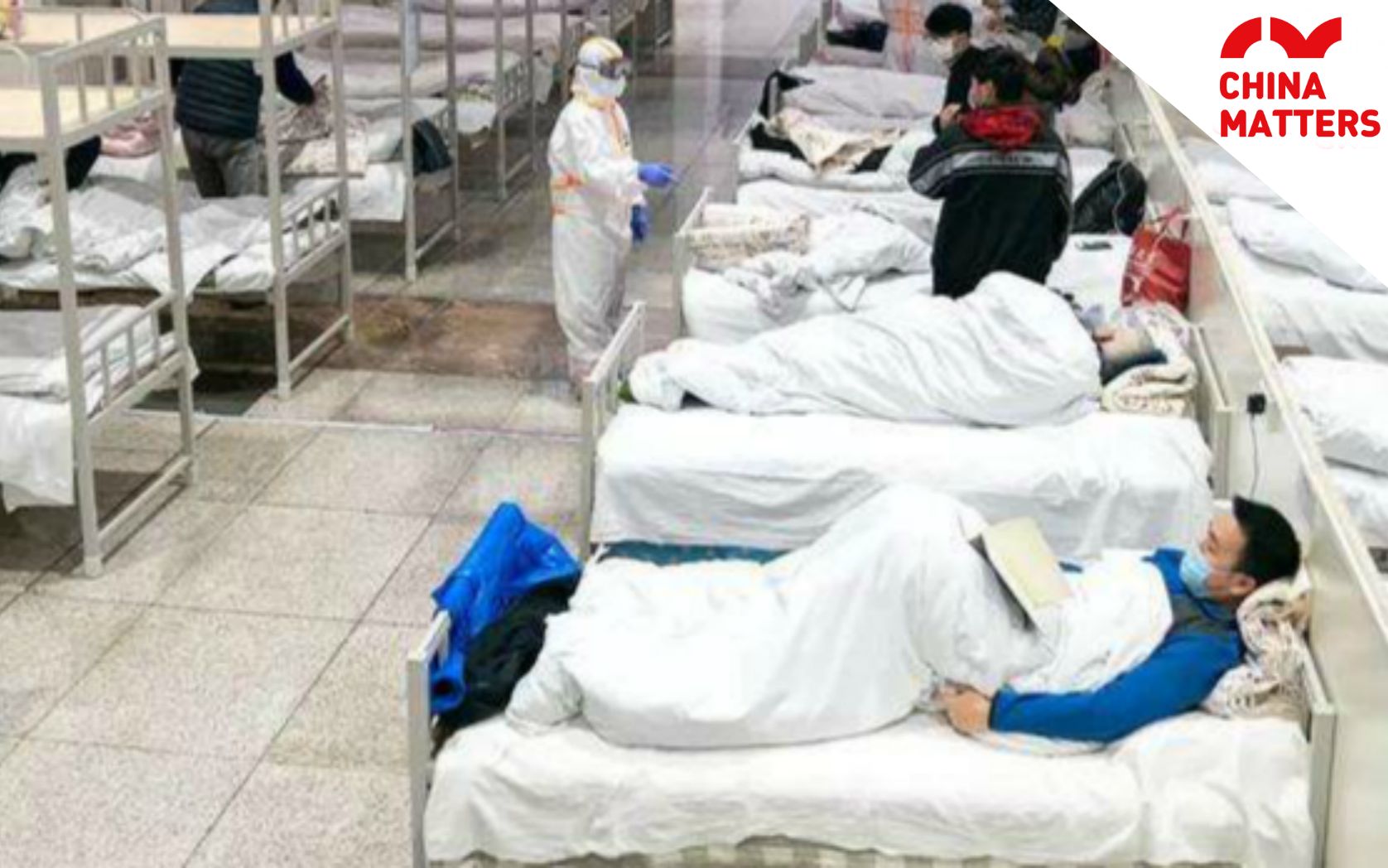“应收尽收，应治尽治”！武汉已启用8个方舱医院，收治4500余人