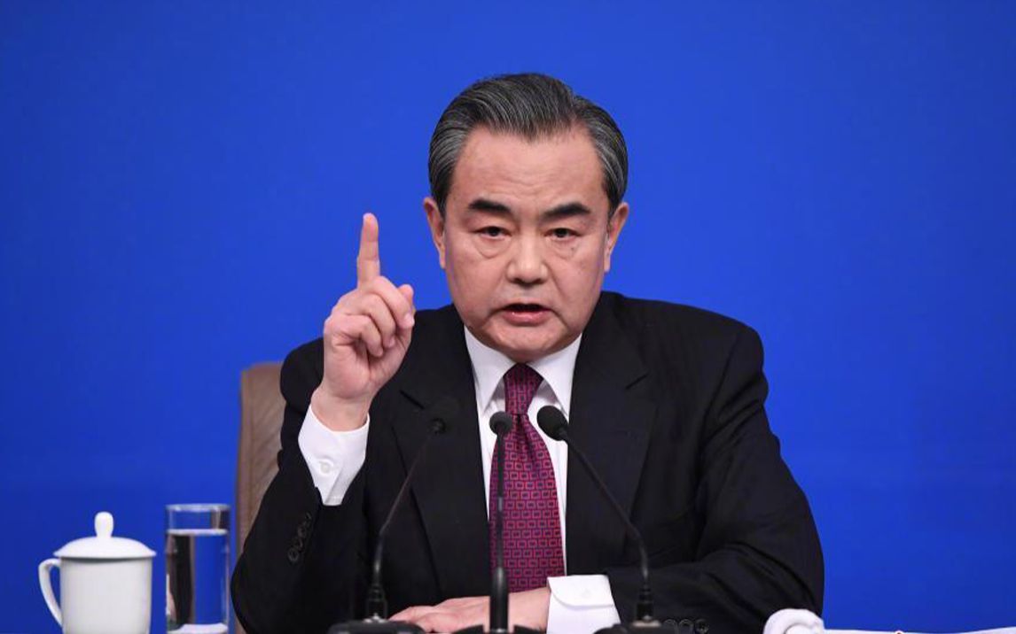 王毅点名警告捷克参议长：你过线了！