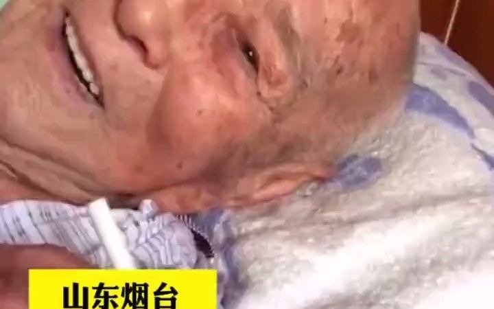 “我梦到妈妈了，她不和我说话…”101岁老人梦到妈妈后先笑着回味梦境，随后大哭！