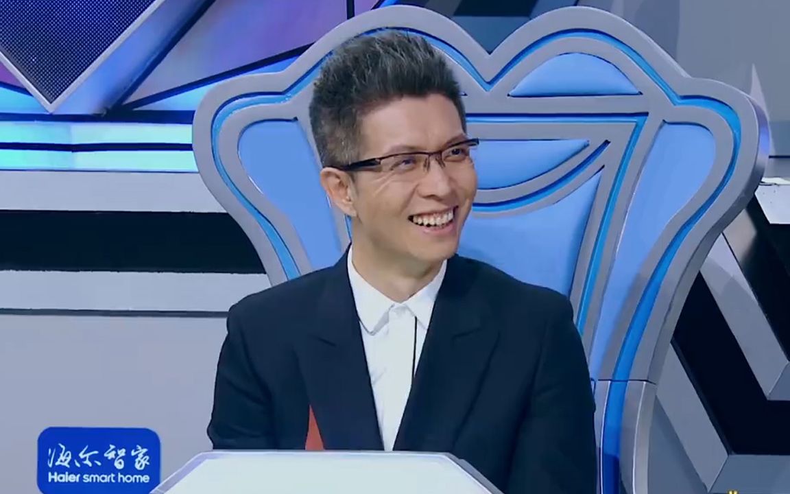 朱广权当评委了 一张嘴这点评就成了段子