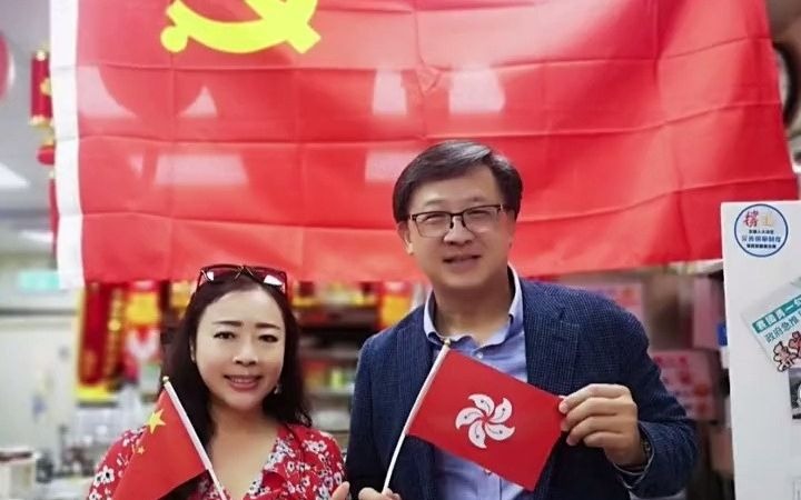 香港议员到“一人茶餐厅”捧场