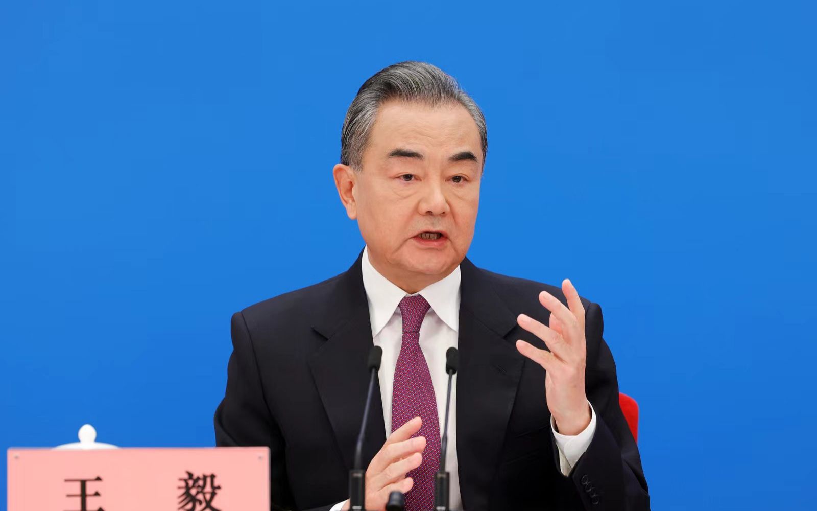 王毅：“中国梦”与“拉美梦”紧紧相连