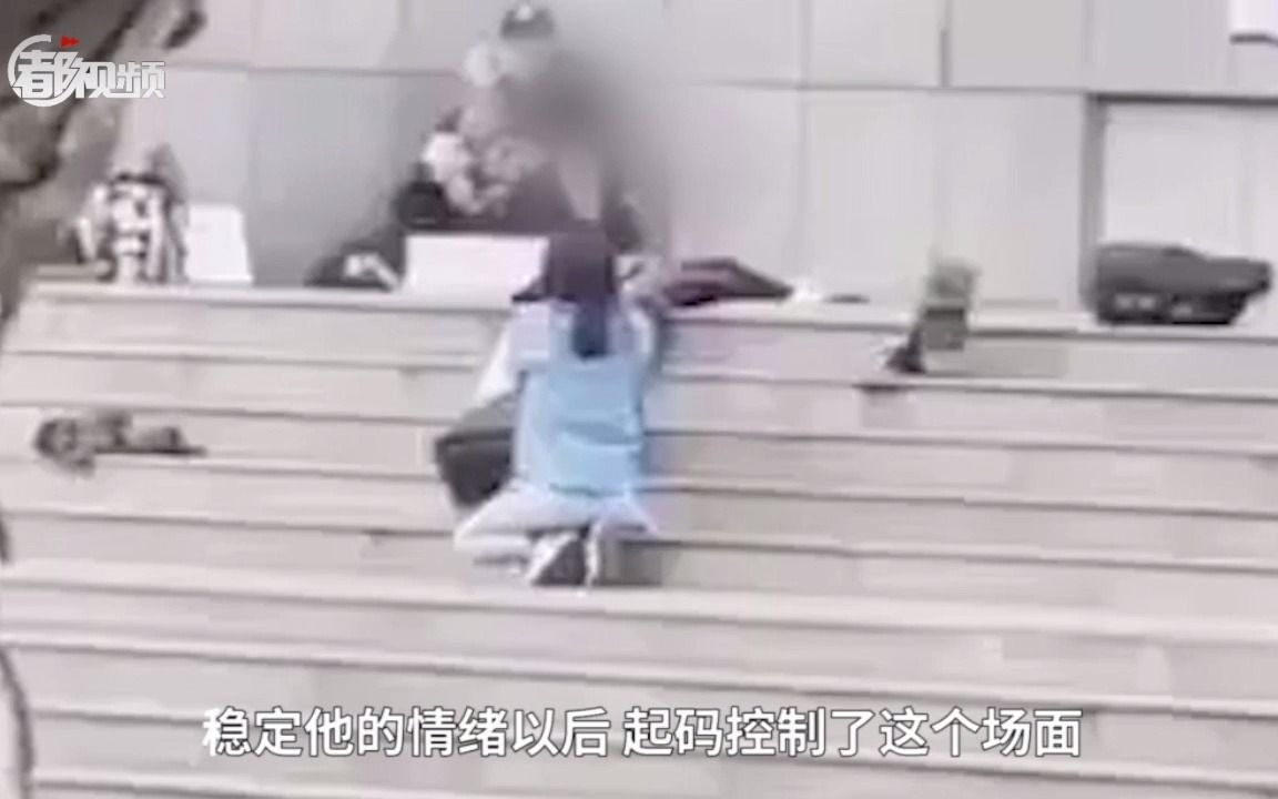 劫匪要求见女记者，她勇敢站了出来！昆明劫持人质案细节曝光