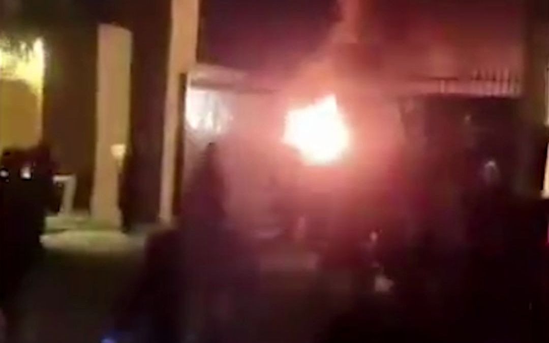 中国大使团所住酒店遭袭击，巴基斯坦称是自杀式的恐怖主义行为