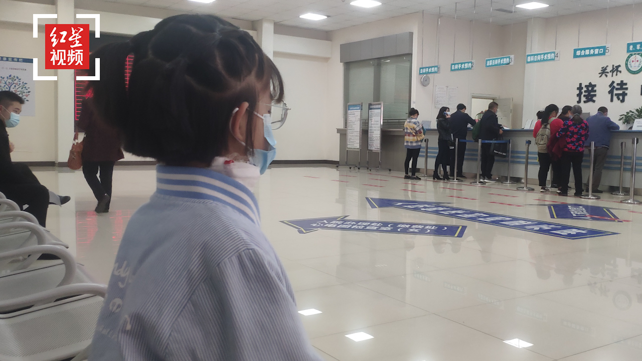 13岁女孩患尿毒症急需换肾 带大她的三个姑姑说“我们不放弃”