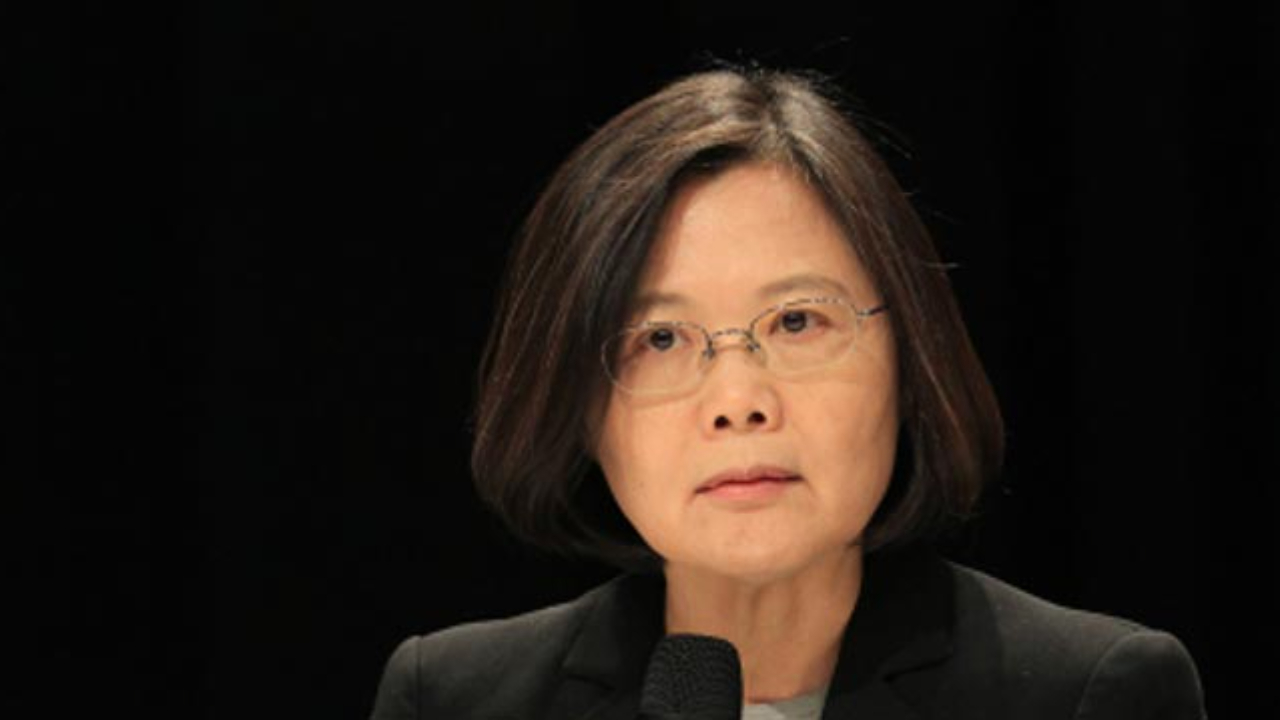 蔡英文接受日媒专访 叫嚣“绝不接受一国两制”