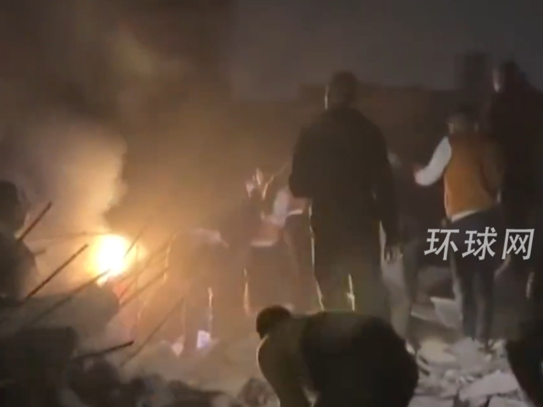 以军在停火协议达成后再次轰炸加沙：已致超30人死亡，多名妇女儿童在医院痛哭