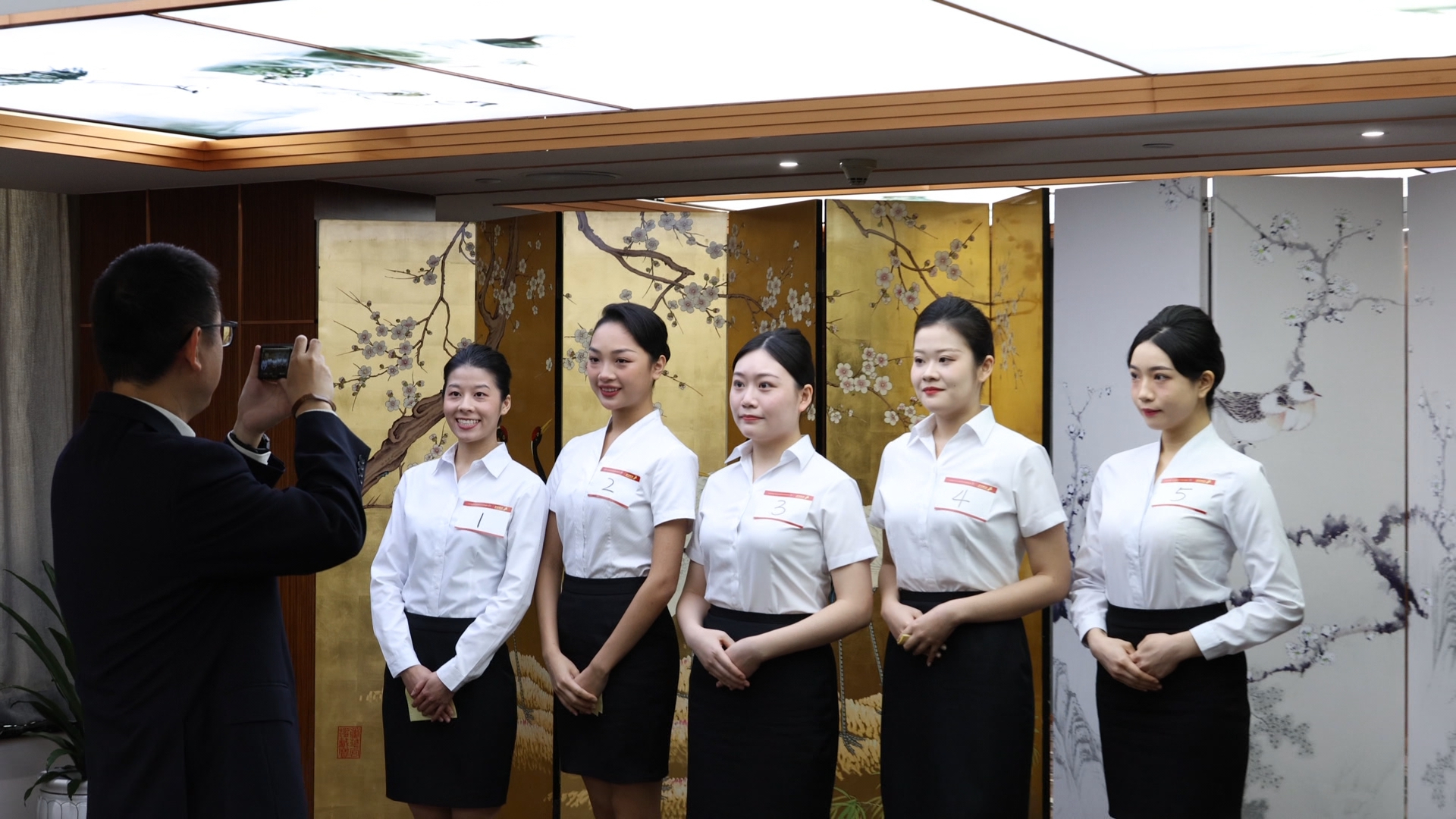 深航首次专场招聘台籍空乘 她们应聘的理由亮了