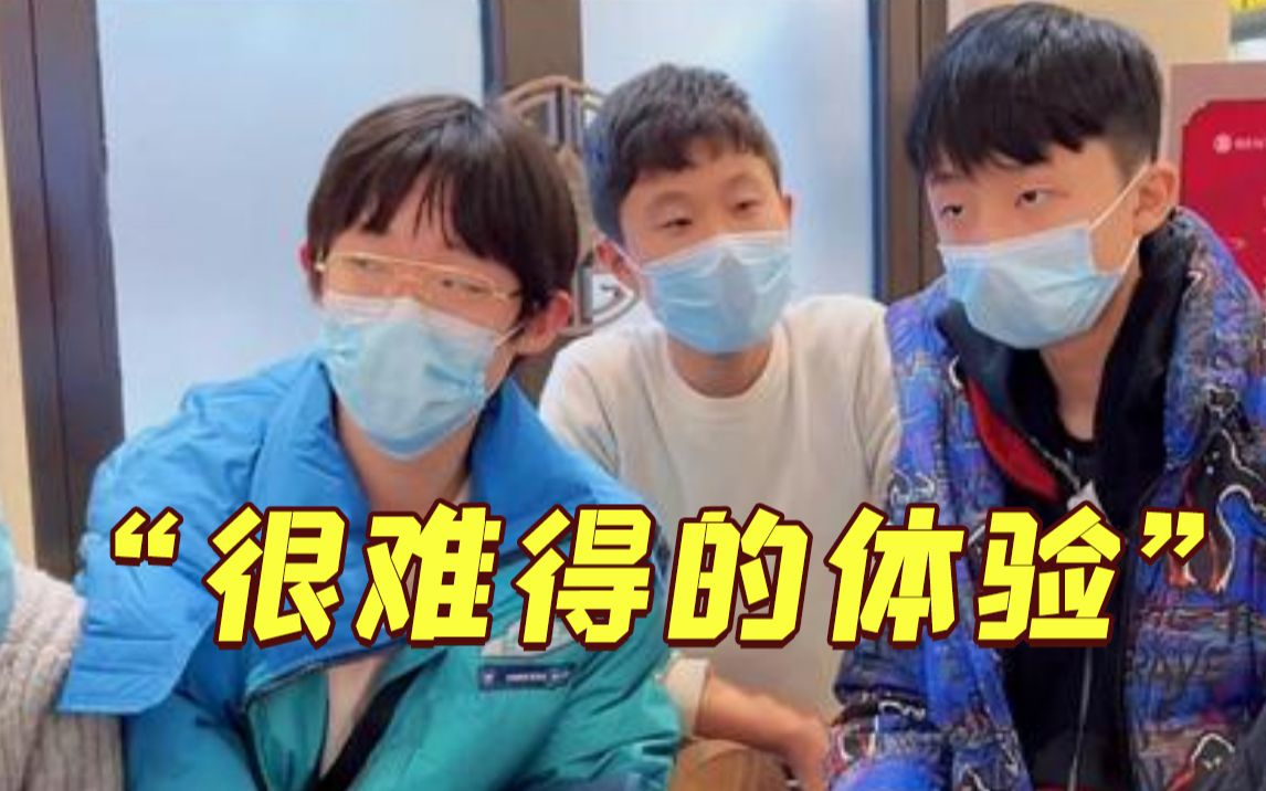 上海环球港临时封闭超40小时，00后中学生讲述当天经历