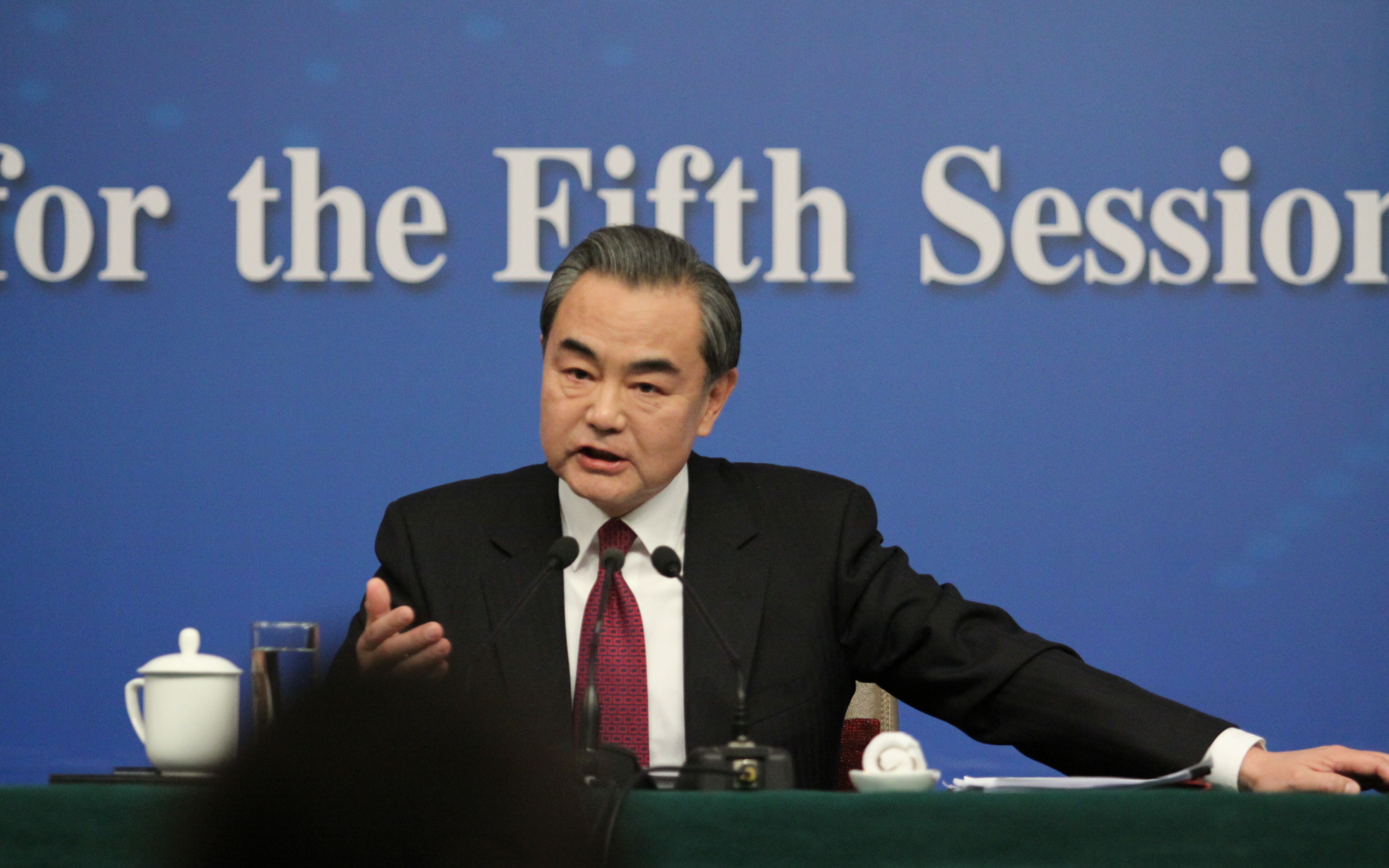 王毅：任何人、任何势力都不可能阻挡中国最终实现国家的完全统一