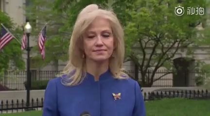 不满记者提问，白宫顾问秒变脸还翻旧账：我不知道你为什么变了，你在记者会上对总统“大喊大叫”，非常不得体