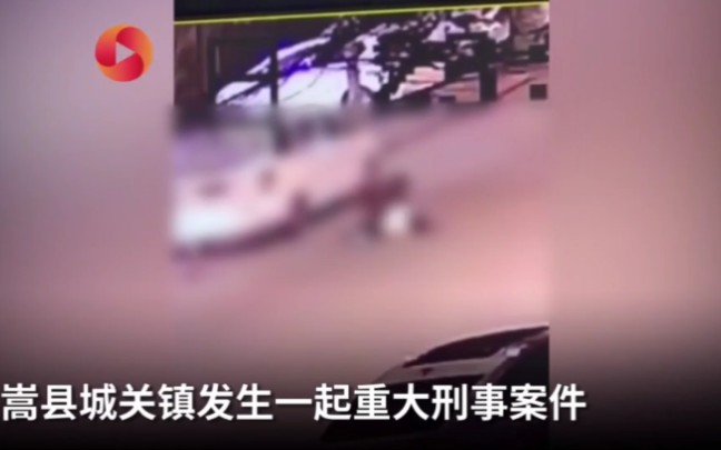 90后男子当街打死前女友，曾有多名路人劝阻未果，嫌疑人指认现场露出笑容