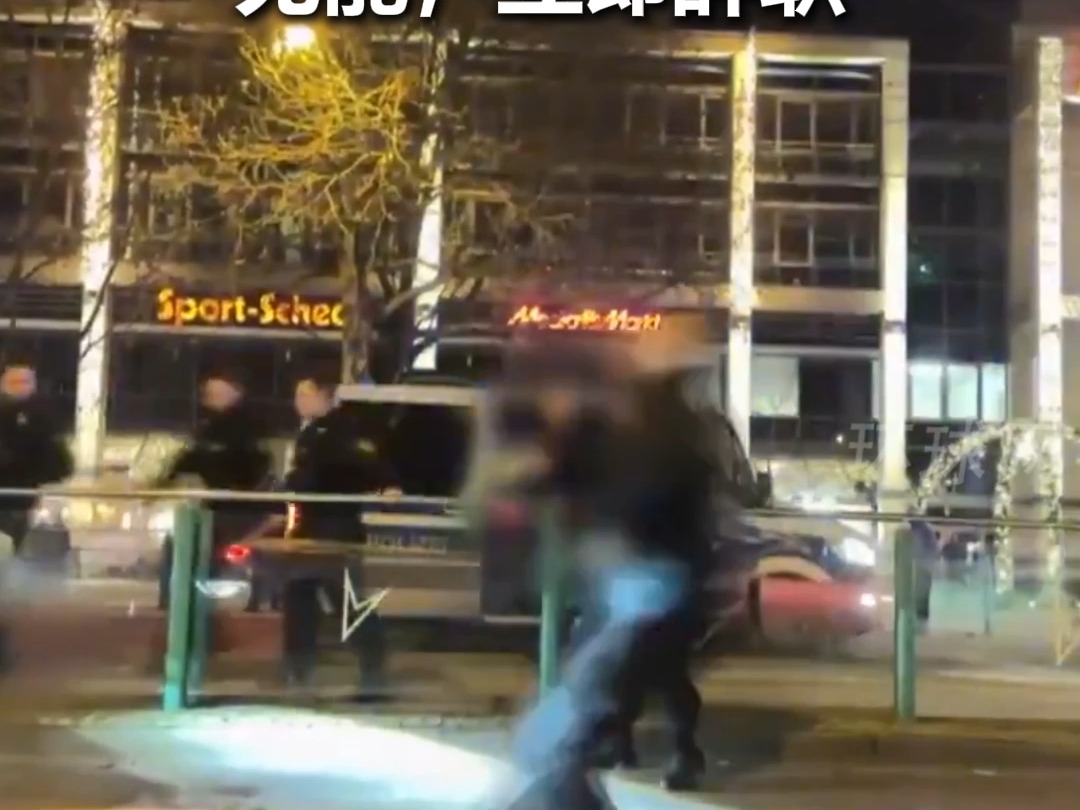 德国汽车冲撞人群致大量死伤，马斯克喊话朔尔茨“无能，立即辞职”