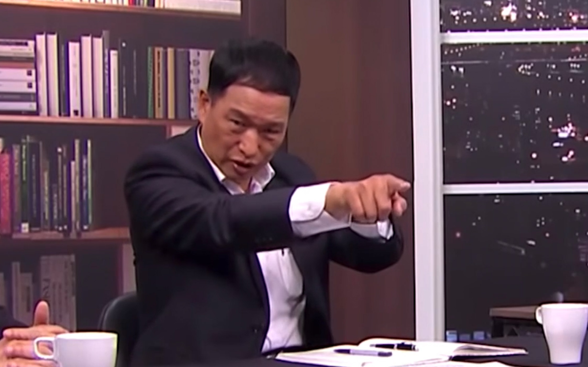 喝了多少？台空军前副司令嘴瓢：大陆军机越“线”可能是来“投诚”的