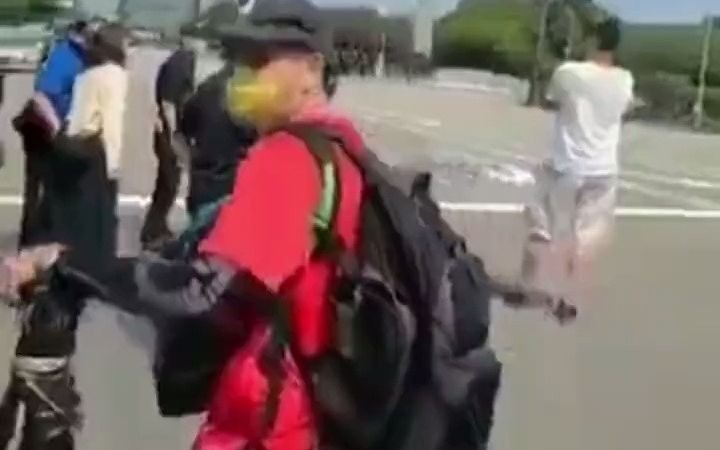 对于民众的诉求，蔡英文选择封路！