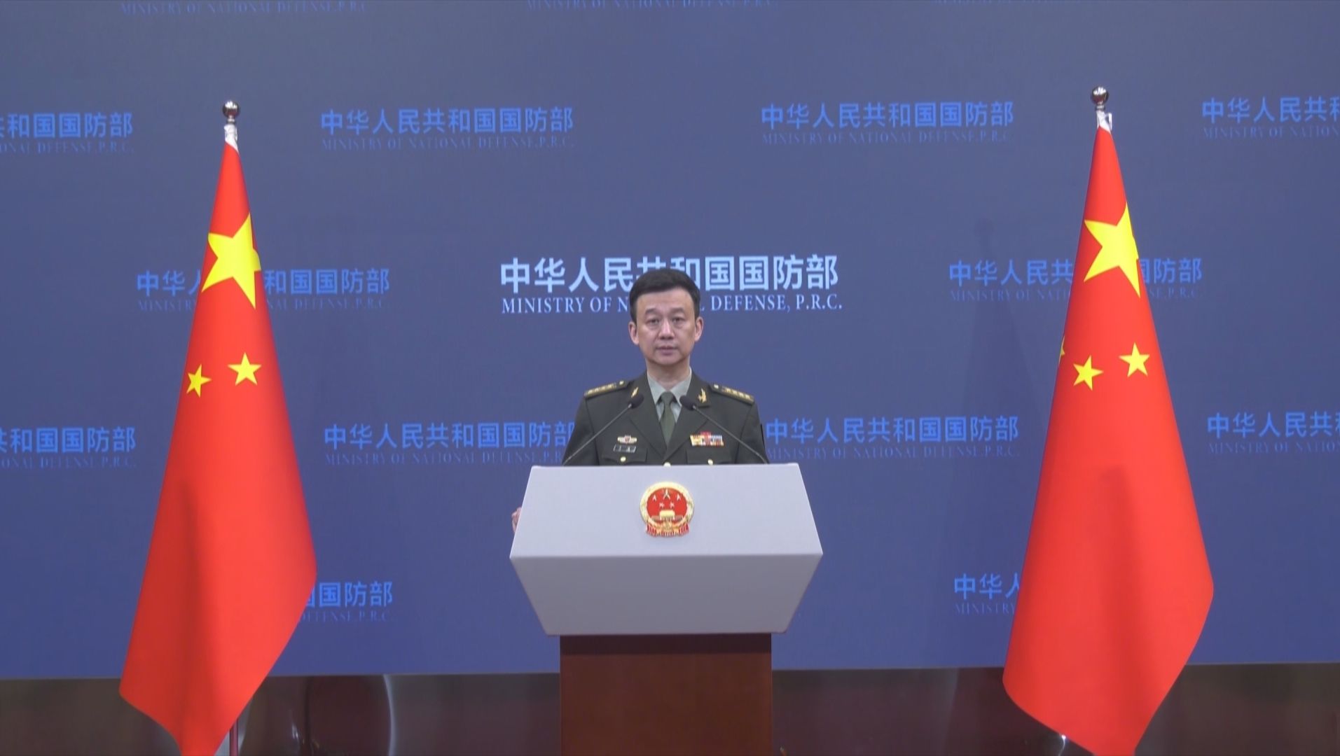 菲方拉拢域外国家搅局南海 国防部：不会任凭菲方无理取闹