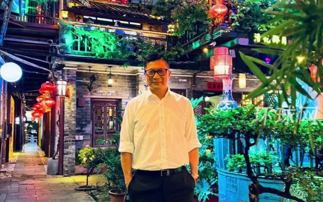邓炳强率团访问大湾区，夜晚在东莞街头漫步感受家乡风情