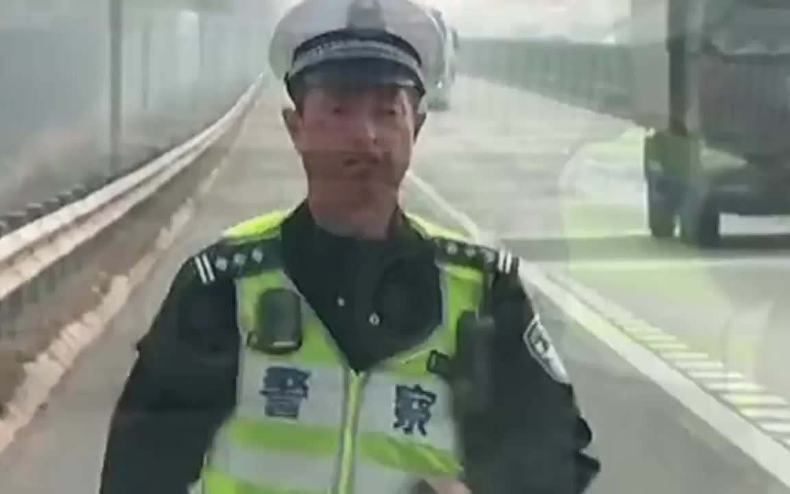 心痛！青岛“交警大V”查酒驾遭反抗，不幸牺牲