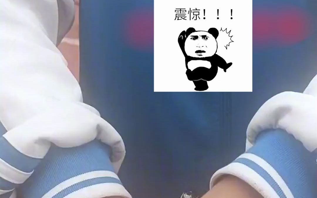 泰裤辣！男孩创意订书机打开方式，瞬间变成“手枪”，“这上膛的声音，有那味儿了”。