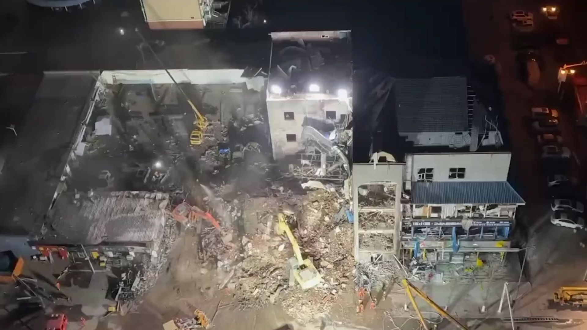 河北燕郊爆燃事故已致7死27伤：14名伤员出院，现场清理仍在进行