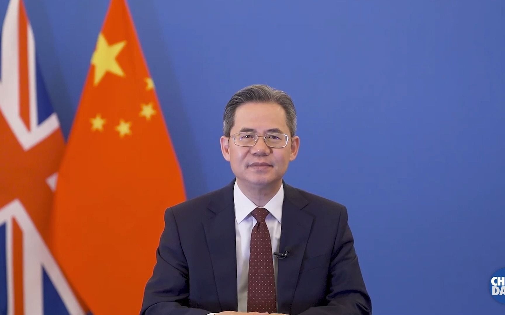 新任中国驻英大使呼吁中英关系持续稳定发展
