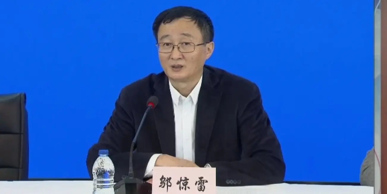 邬惊雷：风控小区居民急诊怎么办？联系居委会打120